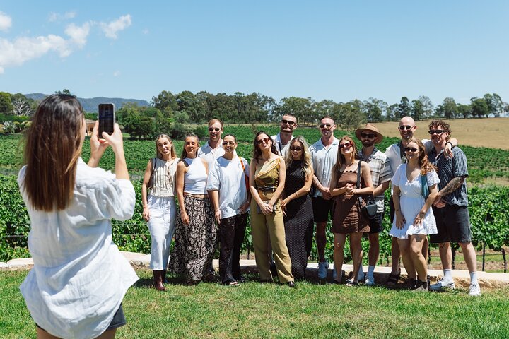 Premium Hunter Valley Wine Tour with 2-Course Lunch from Sydney