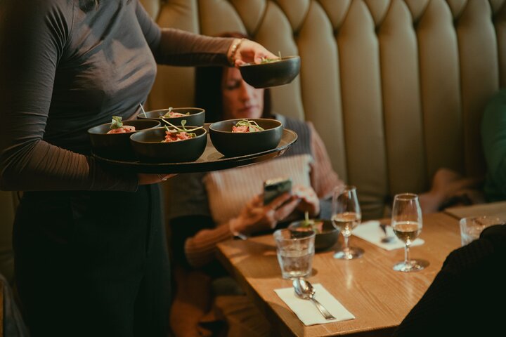 Old Quebec City Food Tour with 10+ Authentic Local Tastings