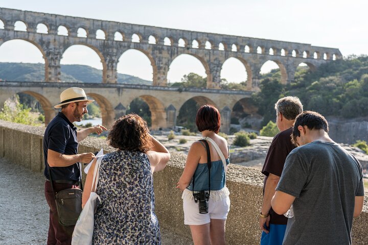 Provence Day Trip from Aix : Baux, Pont du Gard, Avignon and Wine