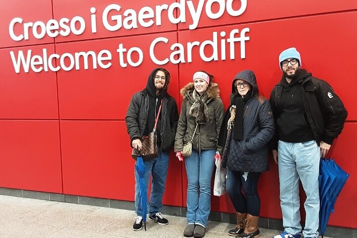 Cardiff Private Walking Tour with a Local