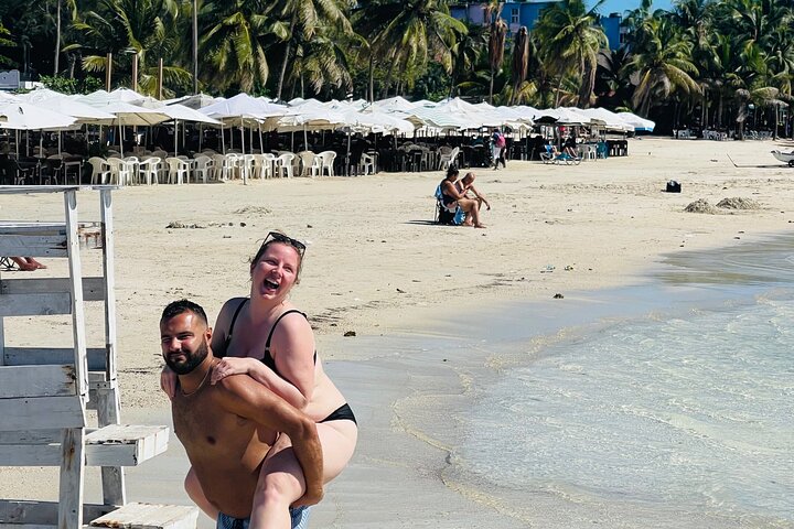 Santo Domingo Top: 3 Eyes, Light House, Boca Chica Beach & Lunch
