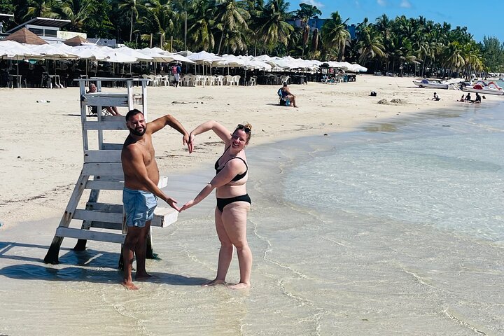 Santo Domingo Top: 3 Eyes, Light House, Boca Chica Beach & Lunch
