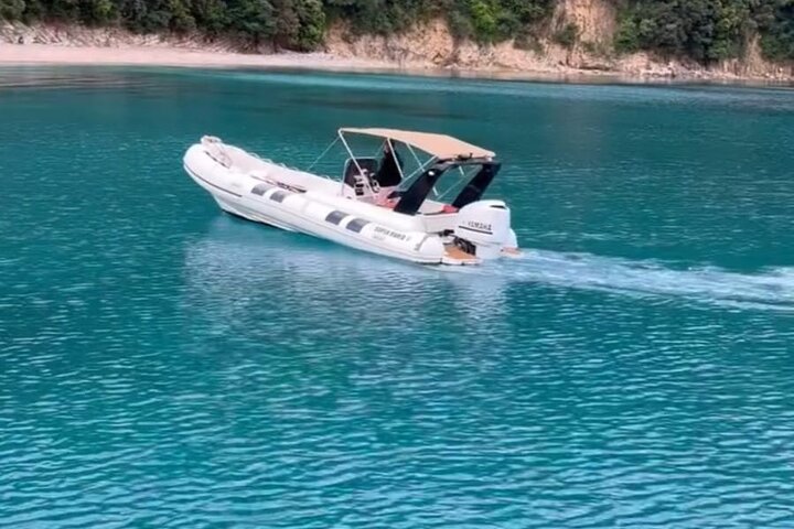 Himara: Pirate's Cave boat tour