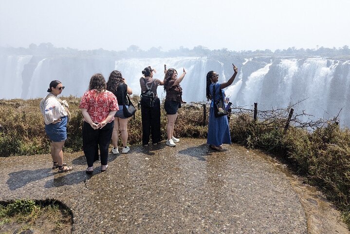 Victoria Falls Zimbabwe and Zambia Expert Guided Tour
