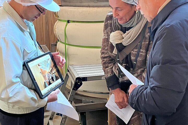 Traditional Sake Brewery Tour with Tasting & Gift[Local Boutique]