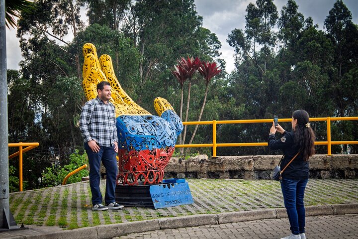 Shared Group Tour to Zipaquirá's Salt Cathedral with Pick up