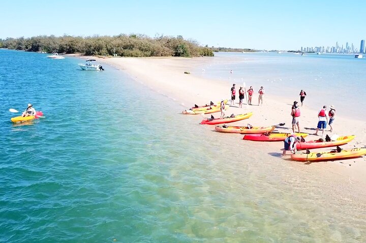 Gold Coast Kayaking & Snorkelling Tour (2.5 Hours)