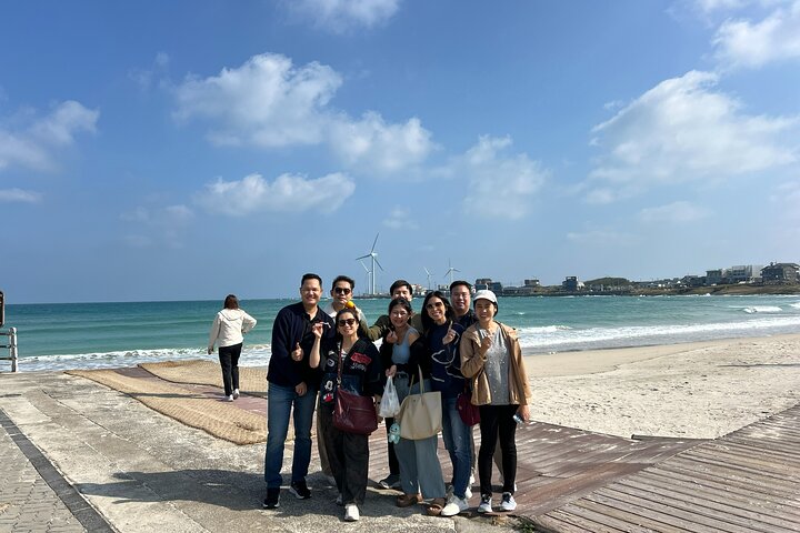 Jeju East Small-Group(Max 12) Bestseller Tour- From Seogwipo