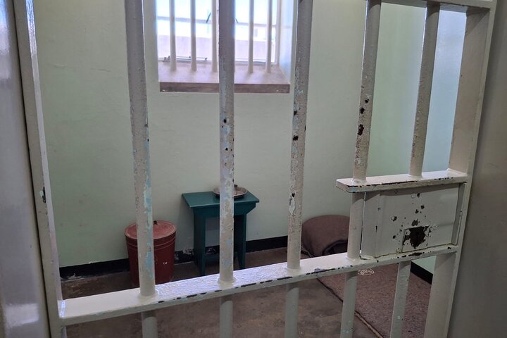Robben Island Half-Day Tour with Ticket, Hotel Pickup & Drop-Off