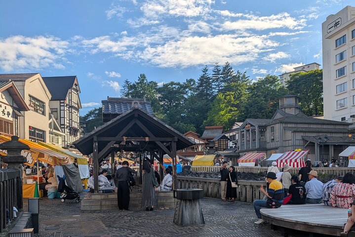 Hands-Free Private Sightseeing Shuttle from Karuizawa to Kusatsu