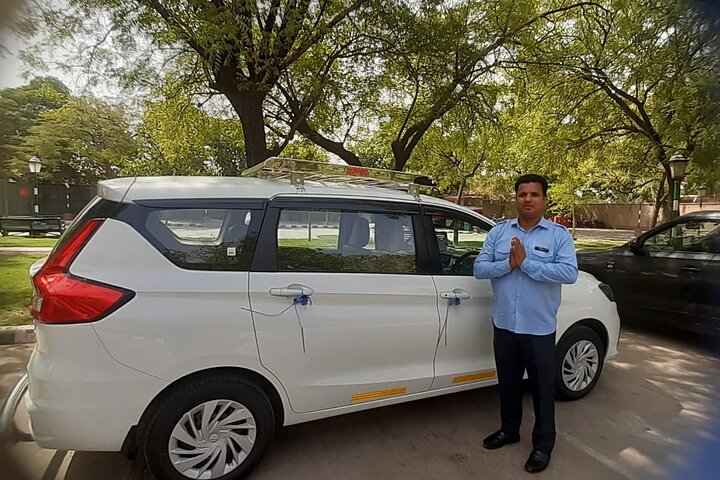 All Inclusive Day Trip to Taj Mahal, Agra Fort and Baby Taj from Delhi by Car