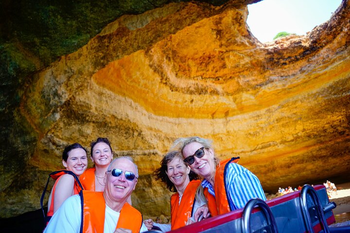 All inclusive private tour from Lisbon to Algarve with Benagil