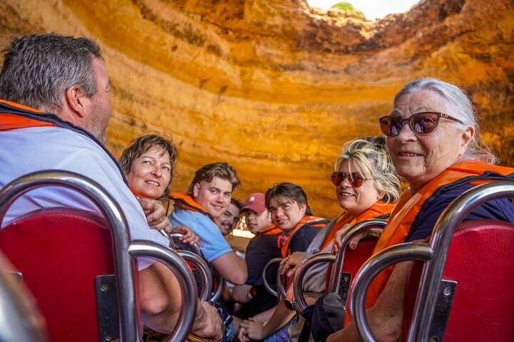 All inclusive private tour from Lisbon to Algarve with Benagil