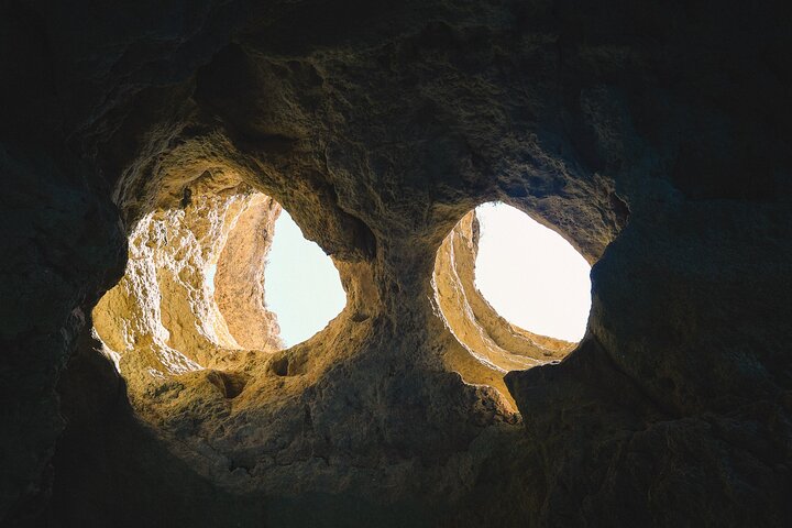 All inclusive private tour from Lisbon to Algarve with Benagil