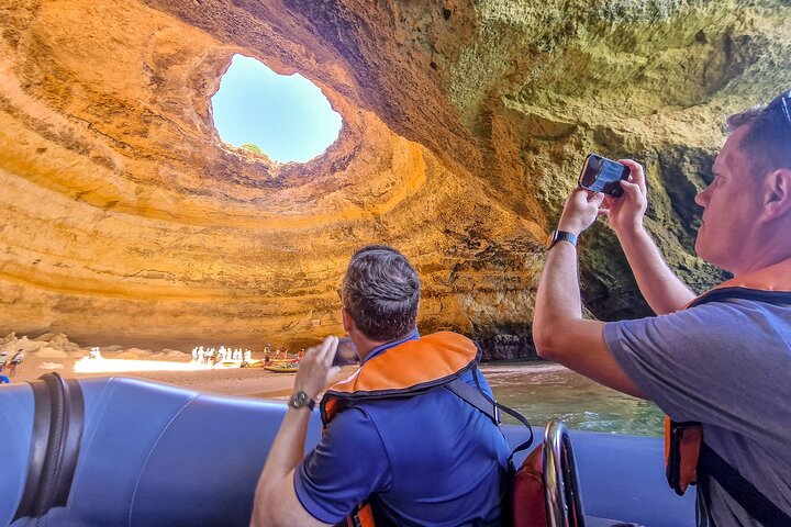 All inclusive private tour from Lisbon to Algarve with Benagil