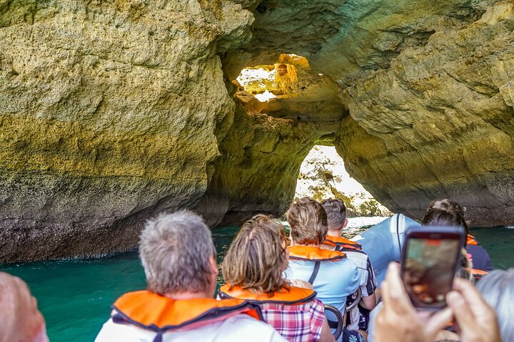All inclusive private tour from Lisbon to Algarve with Benagil