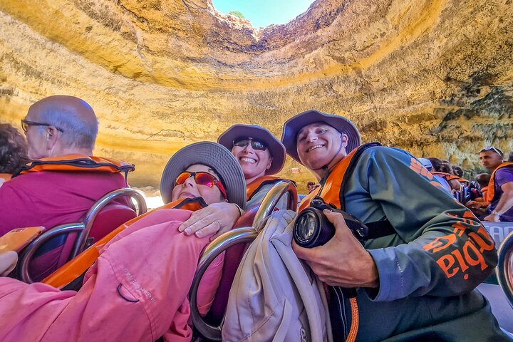 All inclusive private tour from Lisbon to Algarve with Benagil
