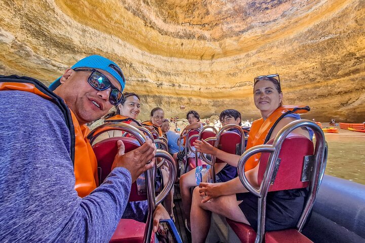 All inclusive private tour from Lisbon to Algarve with Benagil