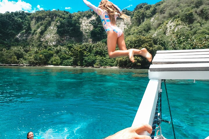 Major Tom -Sailing Day Cruise, with Snorkeling, Lunch & More!