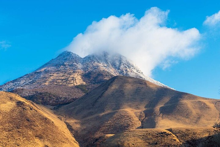 Full Day Aso Volcano and Kumamoto Castle Scenic Explorer Tour