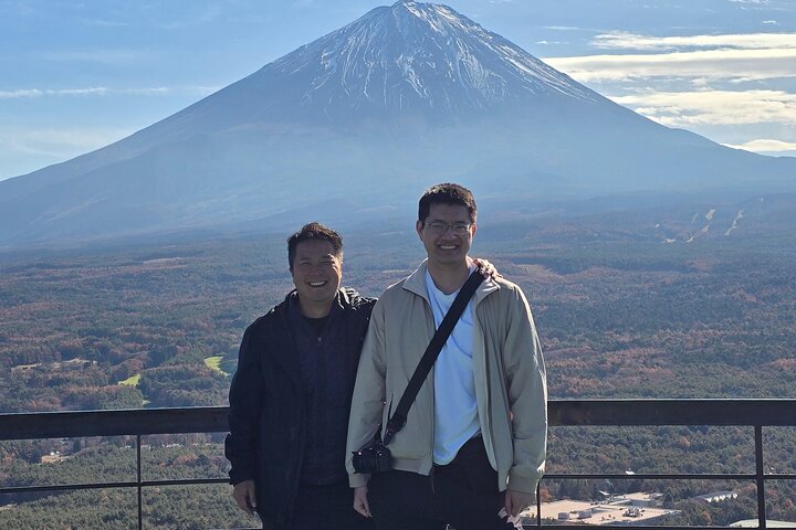 Locally Owned: Private Mt. Fuji Icons & Hidden Gems (Kawaguchiko)
