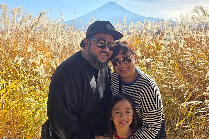 Locally Owned: Private Mt. Fuji Icons & Hidden Gems (Kawaguchiko)