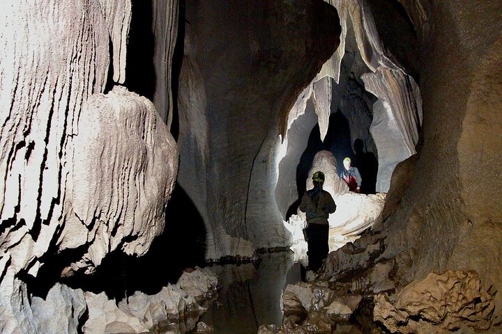 Same Day Cherrapunjee (Sohra) Tour from Guwahati by Car.