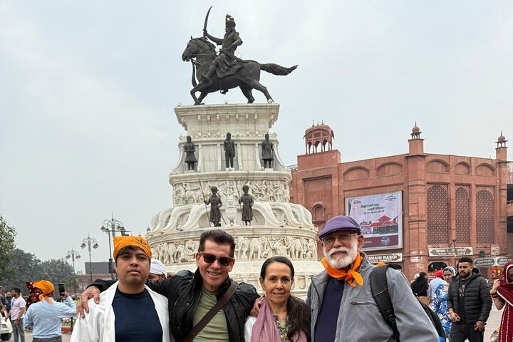 Private Amritsar Tour: Golden Temple, Jallianwala & Wagah Border