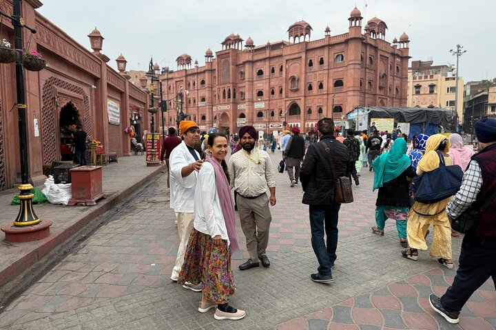 Private Amritsar Tour: Golden Temple, Jallianwala & Wagah Border