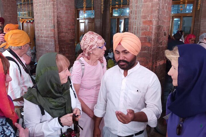 Private Amritsar Tour: Golden Temple, Jallianwala & Wagah Border
