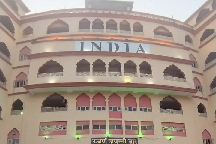 Private Amritsar Tour: Golden Temple, Jallianwala & Wagah Border