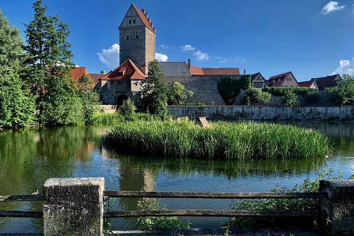 historical adventure tour through Dinkelsbühl with beer and snack