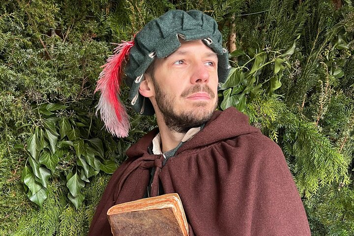 historical adventure tour through Dinkelsbühl with beer and snack
