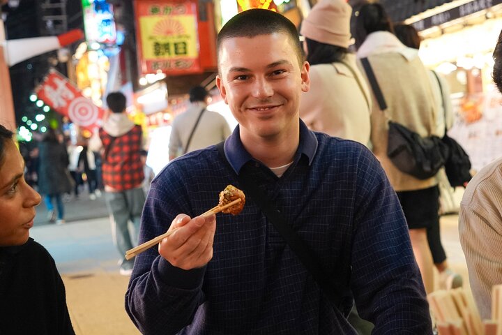 Osaka Food Tour: 17 Delicious Dishes at 4 Local Eateries