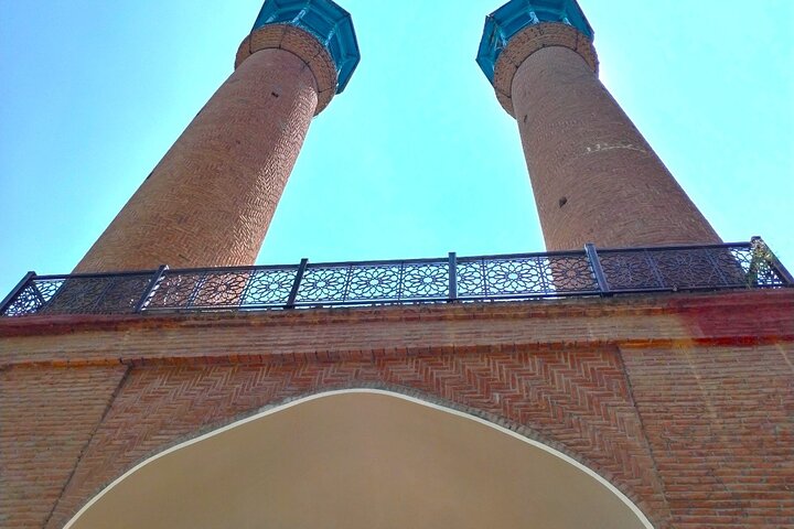 Private Full Day Ganja City Tour