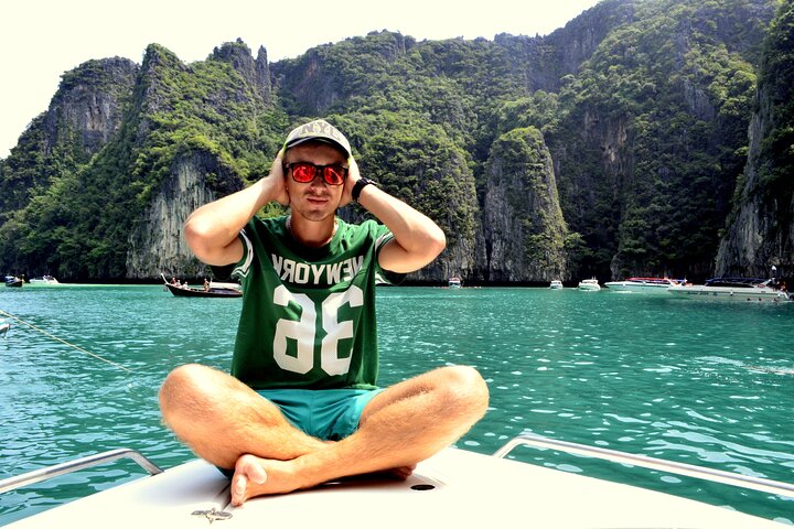 Phi Phi, Maya Bay & Khai Islands Speedboat Tour from Phuket