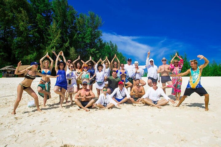 Phi Phi, Maya Bay & Khai Islands Speedboat Tour from Phuket
