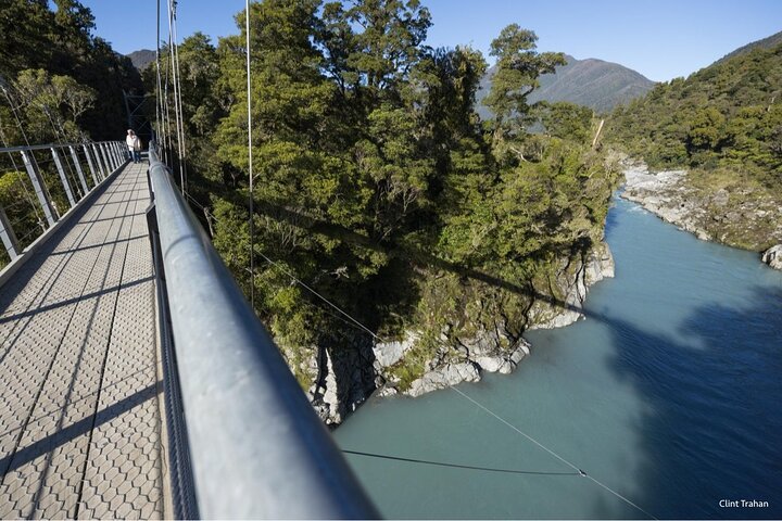 Hokitika Gorge Walk and Wilderness Trail Tour by eBike