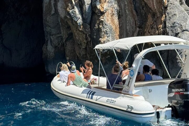 Himara: Pirate's Cave boat tour