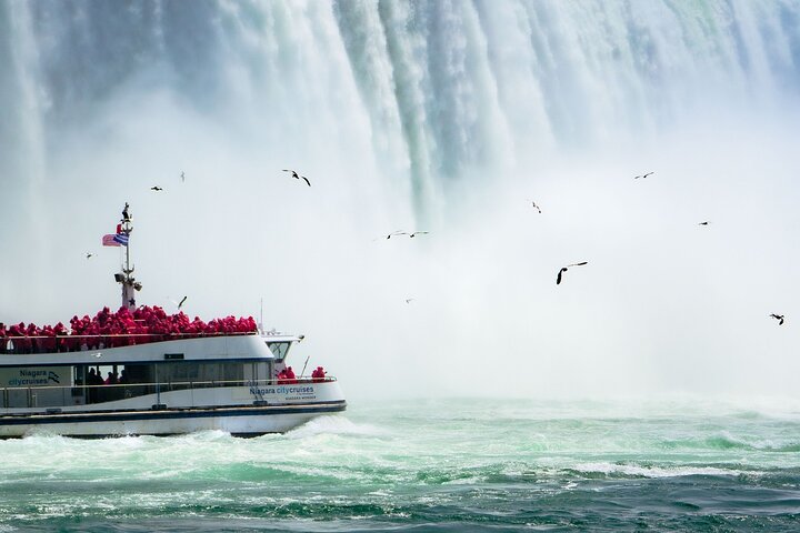 Niagara Falls, Canada: Boat Ride, Journey Behind the Falls