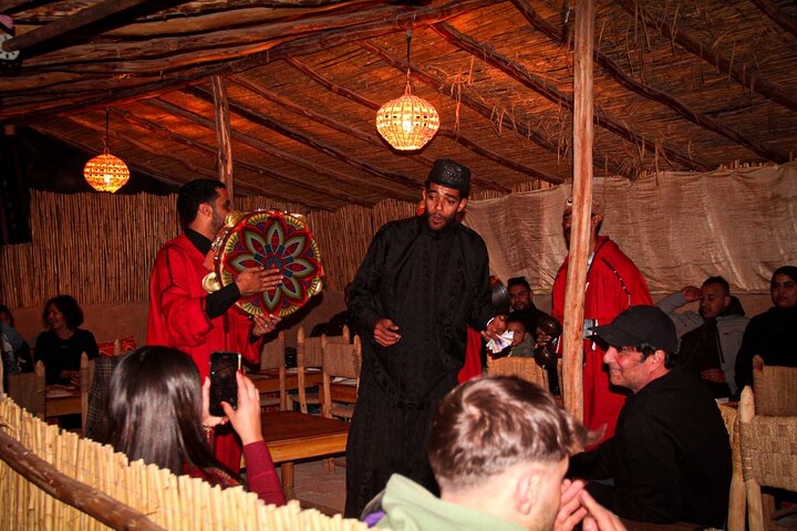 Marrakech: Agafay Desert Quad Biking & Camel RIDE & Dinner & Show