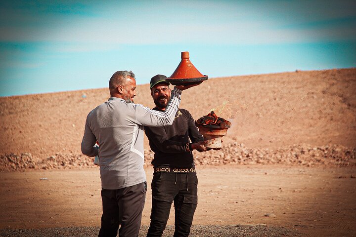 Marrakech: Agafay Desert Quad Biking & Camel RIDE & Dinner & Show