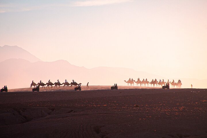 Marrakech: Agafay Desert Quad Biking & Camel RIDE & Dinner & Show