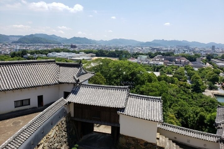Himeji Castle: 2Hour Premium World Heritage & Samurai Tour