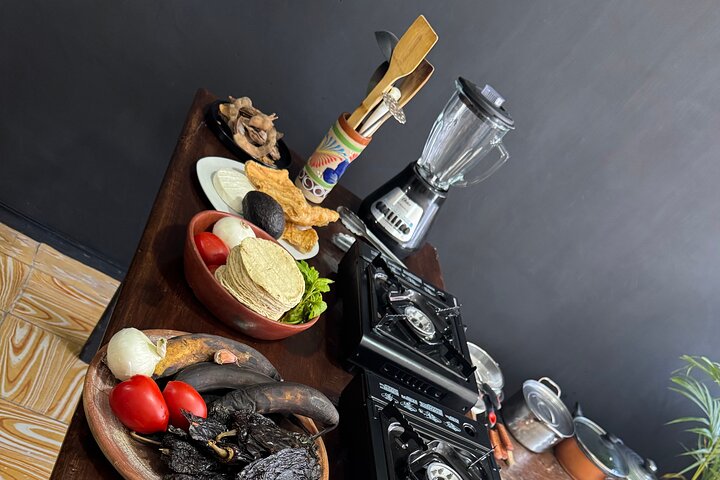 Cooking experience Poblana by Bufon Tours
