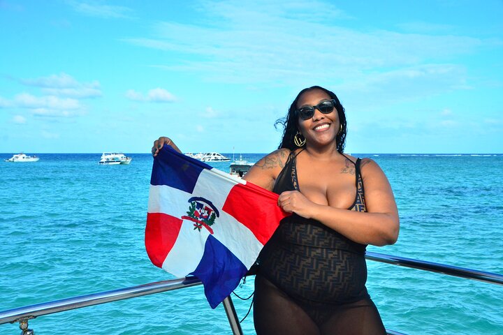 Exclusive Hip Hop Punta Cana Party Boat with Open Bar *Only Adult