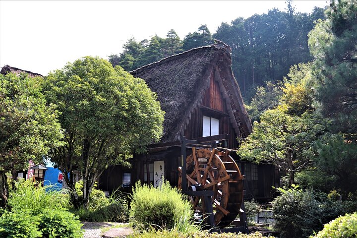 Hida: Discover Gero Onsen’s Historic Gassho Village