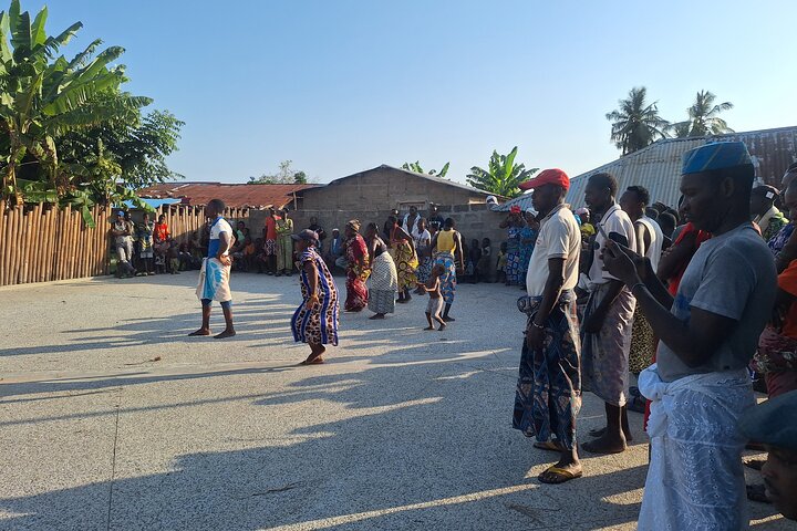 Zangbeto Dance and Cultural Tour in Ouidah