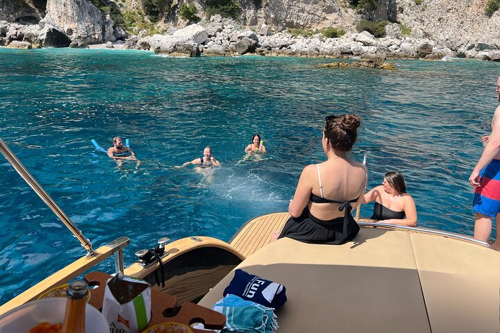 Blue Grotto Visit and Capri Semi-Private Boat Tour