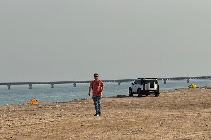 Kuwait: Half-Day City & Desert Tour with Pick-Up & Drop-Off